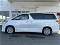 2013 Toyota Vellfire