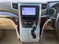 2013 Toyota Alphard