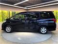 2013 Toyota Alphard