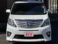 2013 Toyota Alphard