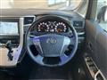 2013 Toyota Alphard