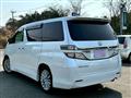 2011 Toyota Vellfire