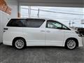 2011 Toyota Vellfire