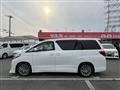 2013 Toyota Alphard