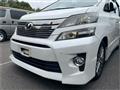 2013 Toyota Vellfire