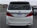 2013 Toyota Alphard