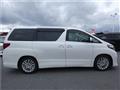2013 Toyota Alphard