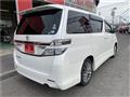 2013 Toyota Vellfire