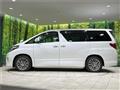2013 Toyota Alphard