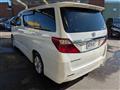 2013 Toyota Alphard