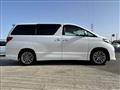 2013 Toyota Alphard