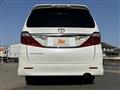 2013 Toyota Alphard
