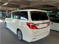 2013 Toyota Alphard