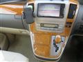 2005 Toyota Alphard