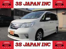 2012 Nissan Serena