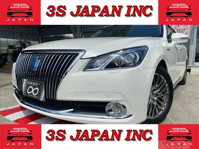 2014 Toyota Crown Majesta