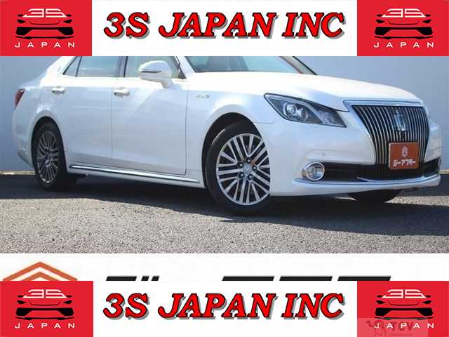 2014 Toyota Crown Majesta