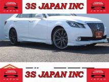 2013 Toyota Crown Majesta