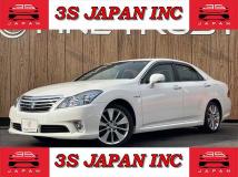 2010 Toyota Crown Hybrid
