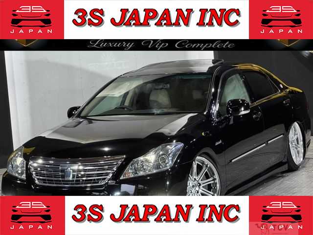 2010 Toyota Crown Hybrid