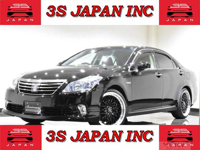 2012 Toyota Crown Hybrid