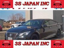 2014 Toyota Crown Hybrid