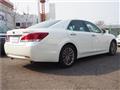 2013 Toyota Crown Hybrid