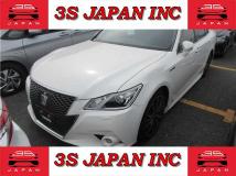 2013 Toyota Crown Hybrid