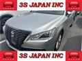 2013 Toyota Crown Hybrid
