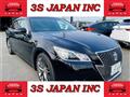 2014 Toyota Crown Hybrid