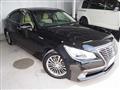 2013 Toyota Crown Hybrid