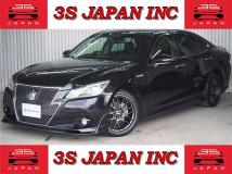 2013 Toyota Crown Hybrid