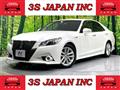 2013 Toyota Crown Hybrid