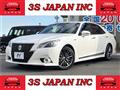 2013 Toyota Crown Hybrid