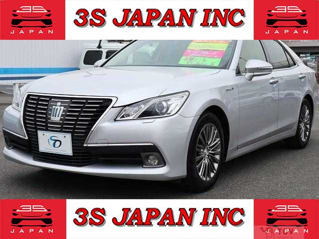 2013 Toyota Crown Royal Series
