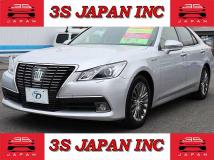 2013 Toyota Crown Royal Series