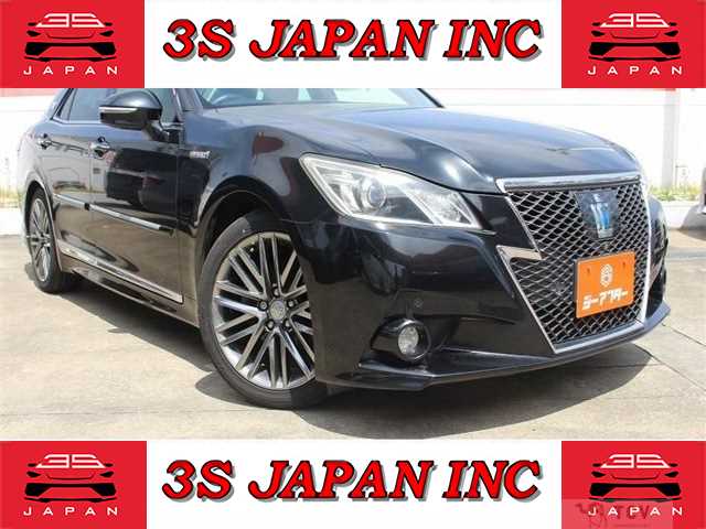 2013 Toyota Crown Athlete Series