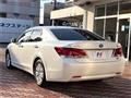 2013 Toyota Crown Hybrid