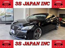 2013 Toyota Crown Hybrid