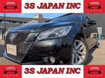 2013 Toyota Crown Athlete Series