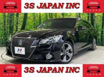 2014 Toyota Crown Hybrid