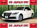 2013 Toyota Crown Hybrid