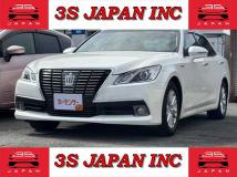 2014 Toyota Crown Royal Series