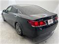 2013 Toyota Crown Hybrid