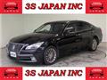 2013 Toyota Crown Royal Series
