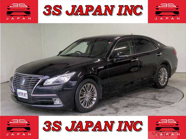 2013 Toyota Crown Royal Series