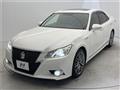 2013 Toyota Crown Hybrid