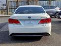 2013 Toyota Crown Hybrid