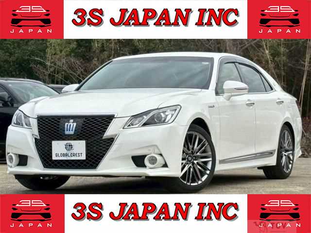 2013 Toyota Crown Hybrid