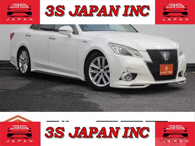 2013 Toyota Crown Athlete Series